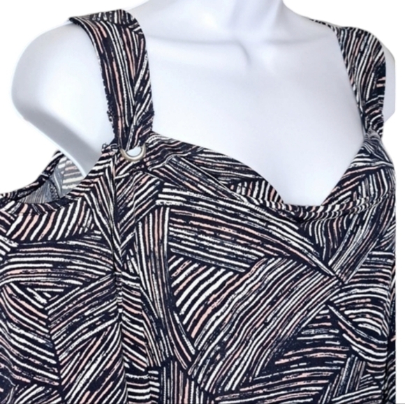 Expresso Swirl Print Top Cold Shoulder Size 2X - Picture 2 of 10